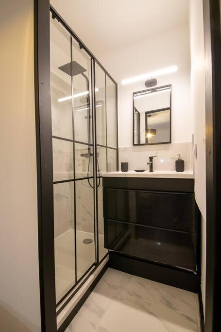 Elegant T3 Le Petit Palais Avignon Apartment Exterior photo