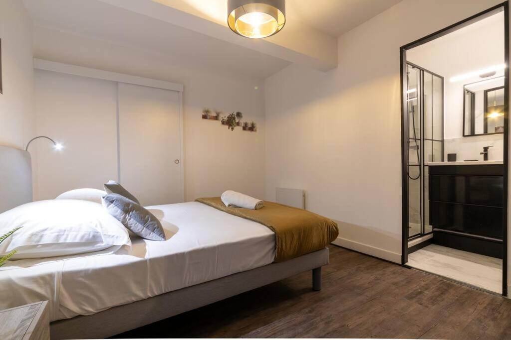 Elegant T3 Le Petit Palais Avignon Apartment Exterior photo