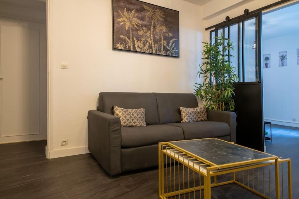 Elegant T3 Le Petit Palais Avignon Apartment Exterior photo